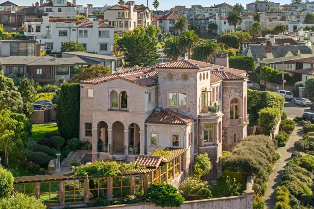 photos-robin-williams-sf-oceanview-mansion-sells-at-a-steep-discount-2, 7979985,